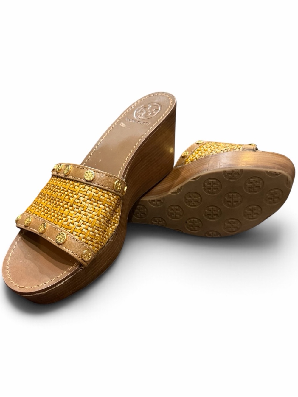 Tory Burch Joanie Straw Woven Wedge Slides Tan Brown Studded Logo Sz 8.5